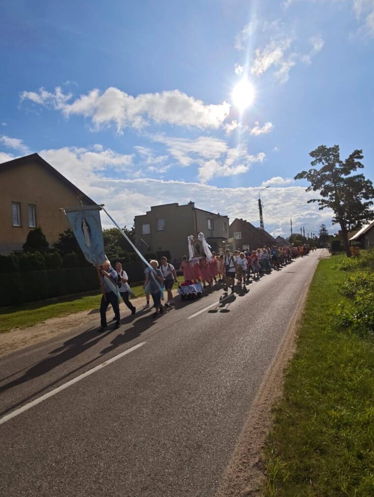 Pielgrzymka do Sanktuarium Matki Bożej Królowej Polskiego Morza w Swarzewie